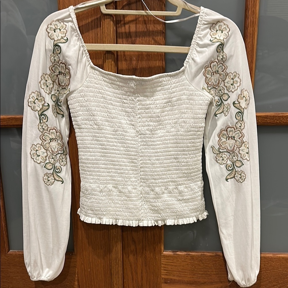 Lucky Brand White Smocked Puff Sleeve Blouse​​​​ - Picture 5 of 8